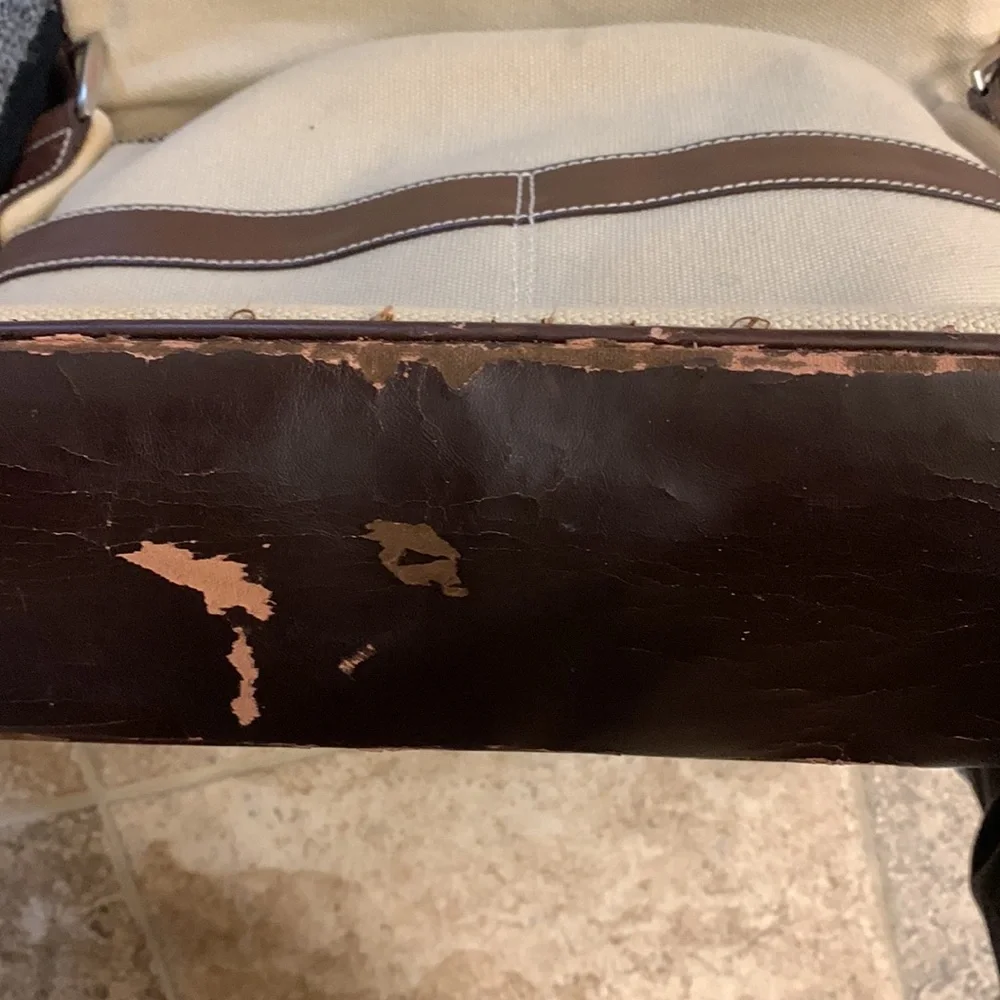 Fossil Messenger Bag